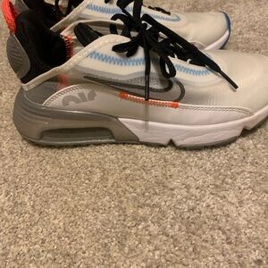 EUC Nike 2090